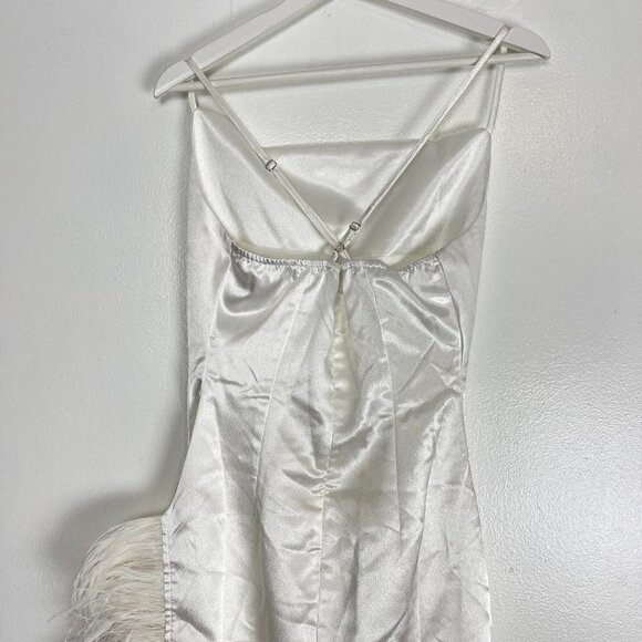 NICHOLE LYNEL Feather Trim Satin Body-Con Dress in White Size Small - Picture 7 of 12